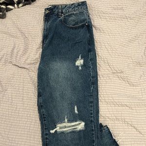 BRAND NEW! Straight leg jeans from cotton on!